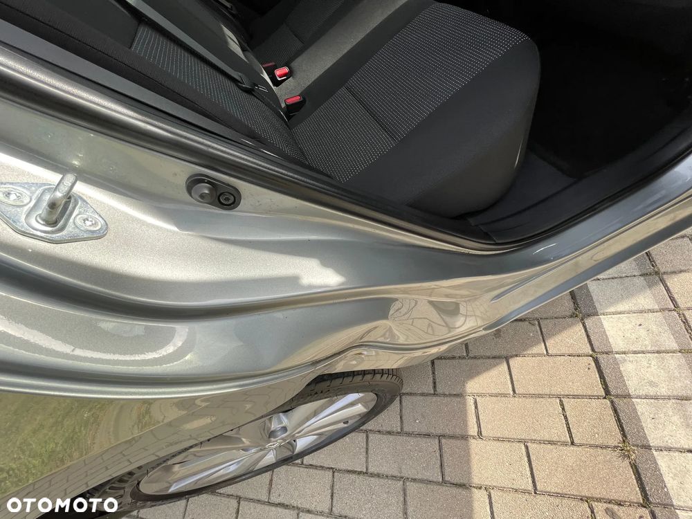Toyota Auris 1.6 Valvematic Life - 21