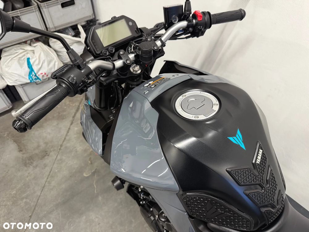 Yamaha MT - 18