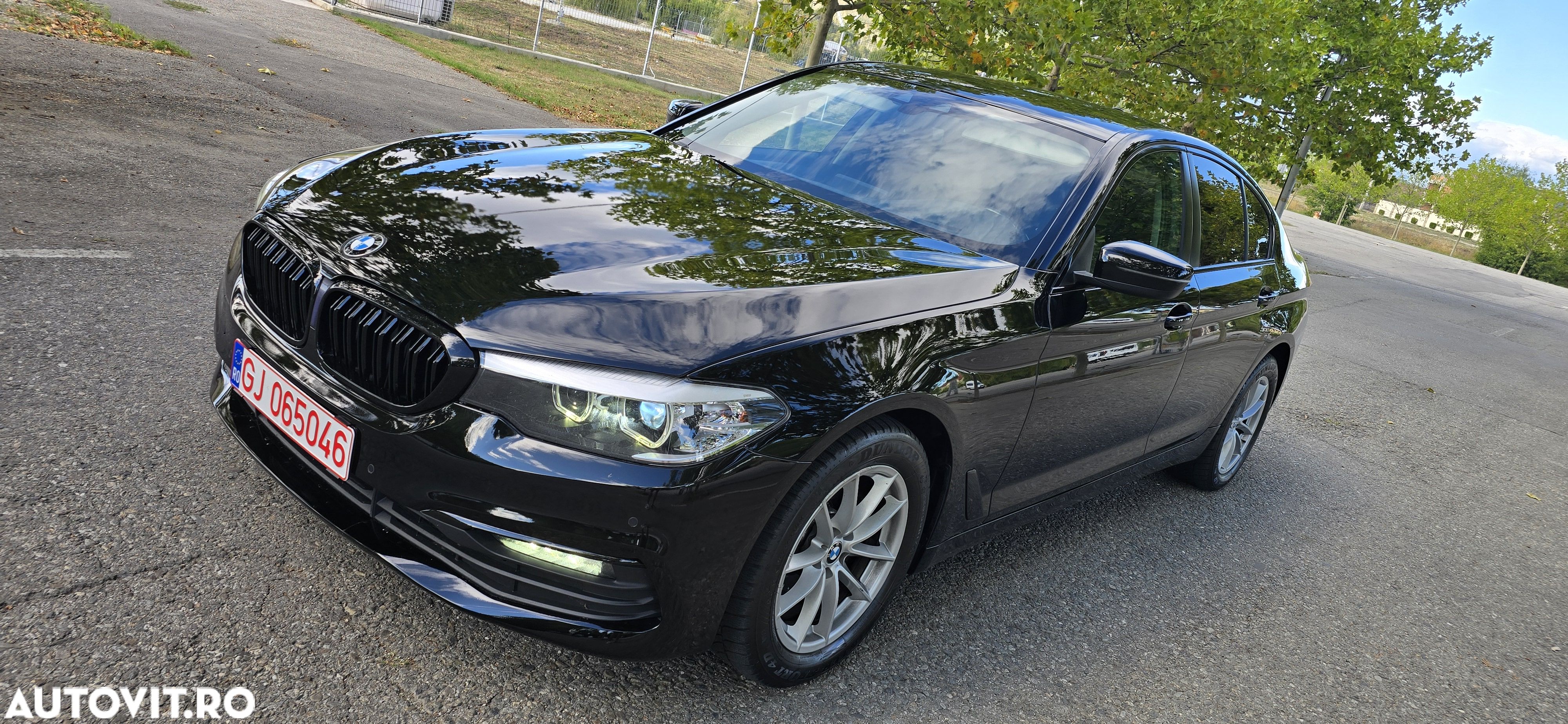 BMW Seria 5 520d Aut. - 1