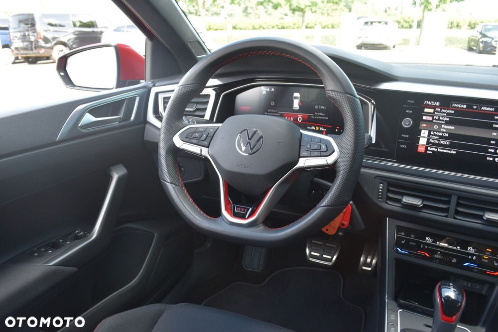 Volkswagen Polo - 10