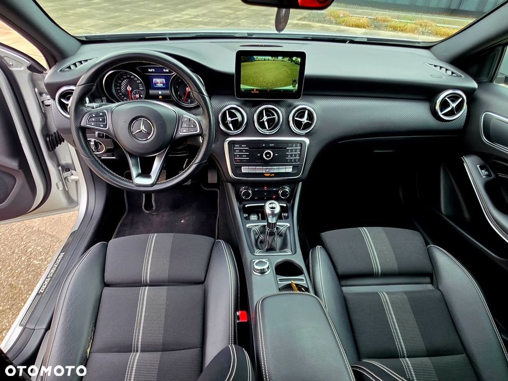 Mercedes-Benz Klasa A 200 (BlueEFFICIENCY) Urban - 18
