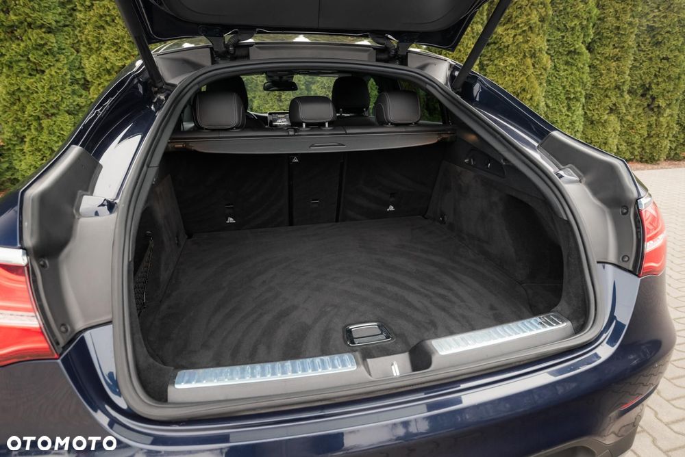 Mercedes-Benz GLC - 35