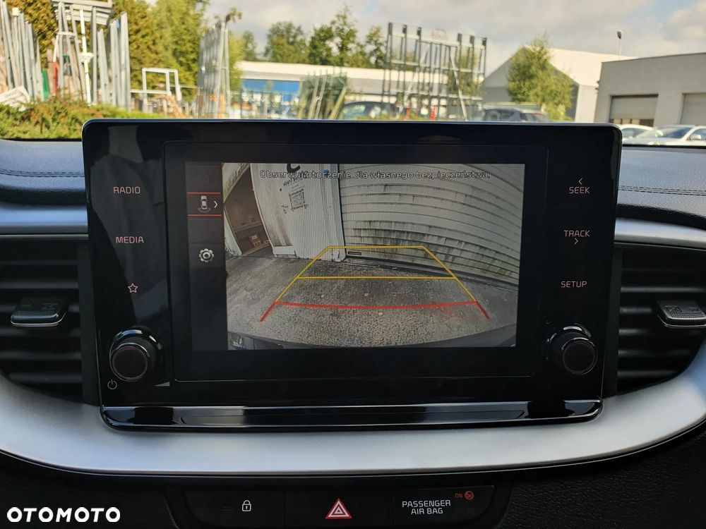 Kia Ceed 1.5 T-GDI M - 35