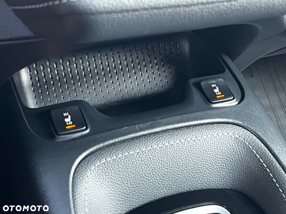 Toyota Corolla 1.8 Hybrid Comfort - 25