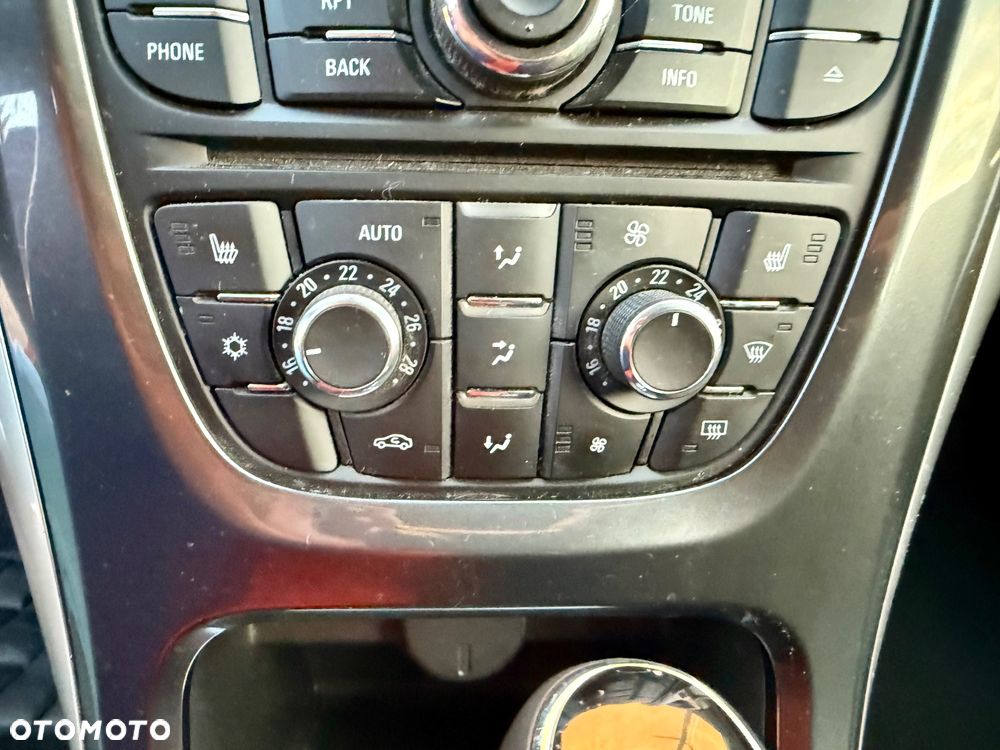 Opel Astra 2.0 CDTI Automatik Style - 26