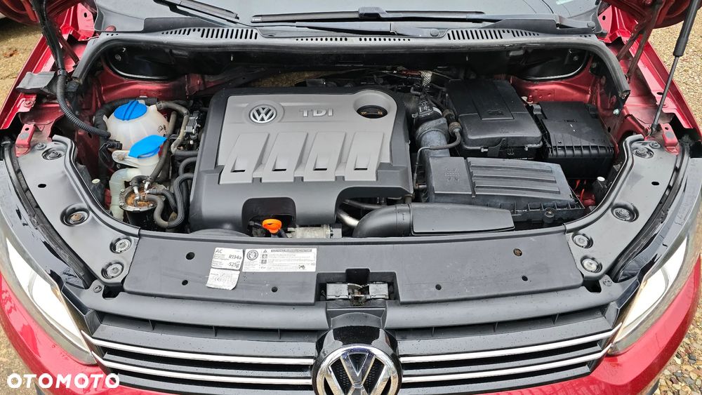 Volkswagen Touran 1.6 TDI DPF BlueMotion Technology Highline - 8