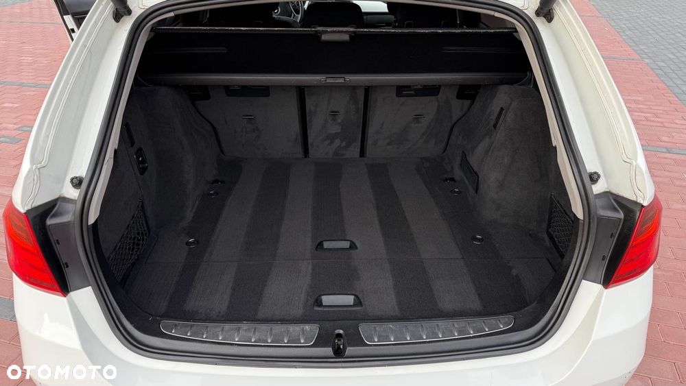 BMW Seria 3 325d Sport - 18