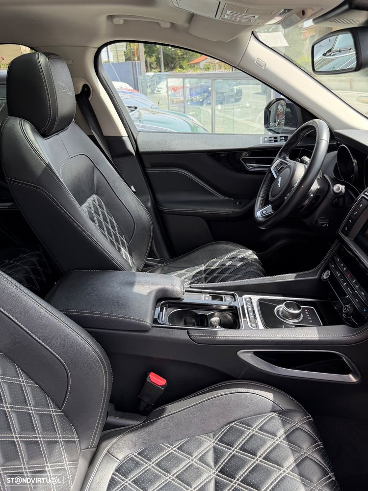 Jaguar F-Pace 20d Aut. R-Sport - 54