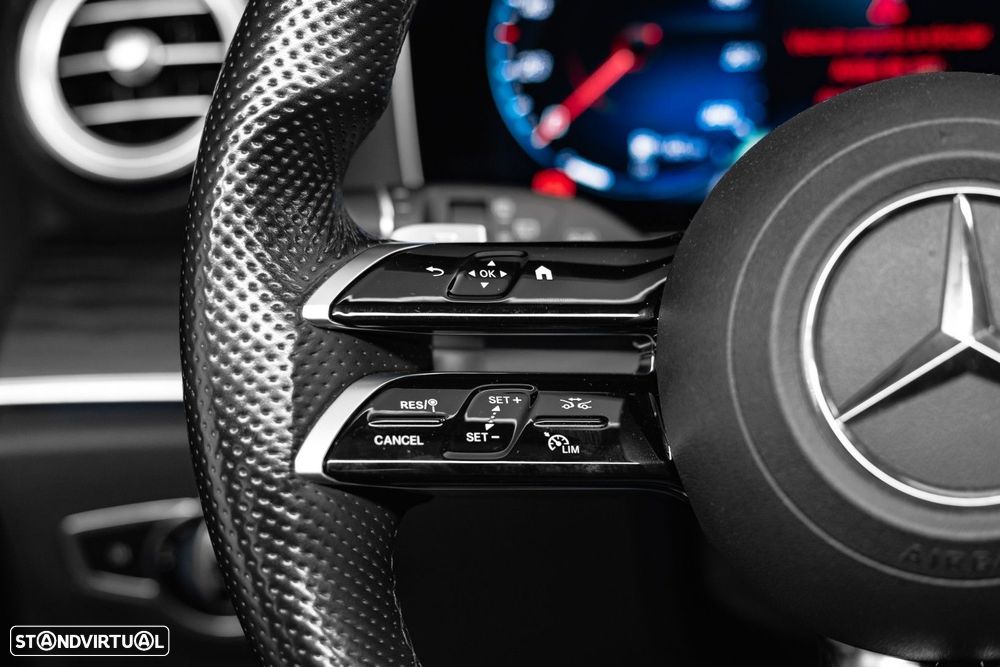Mercedes-Benz E 300 de AMG Line - 20