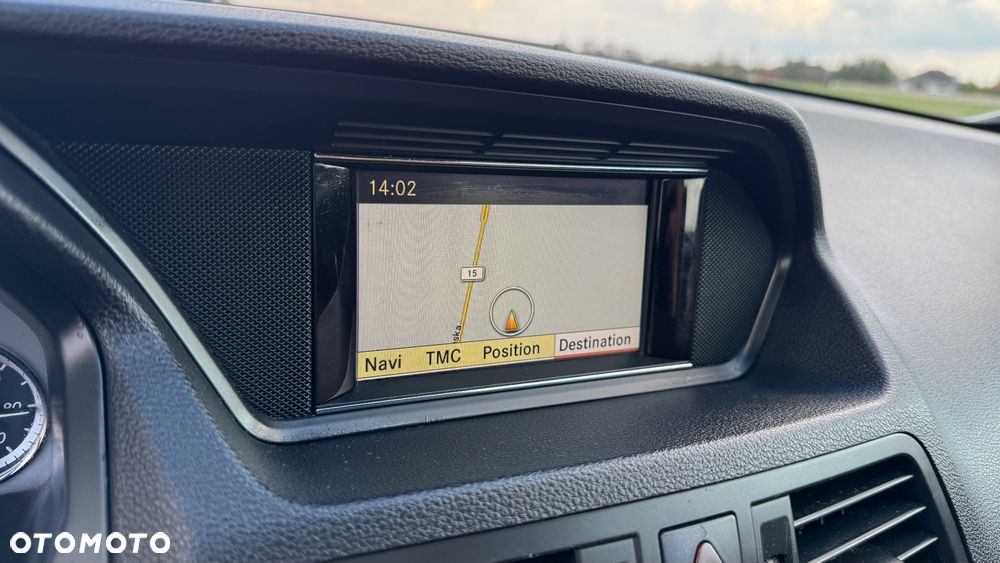 Mercedes-Benz Klasa E 250 CGI BlueEFFICIENCY Automatik Avantgarde - 21