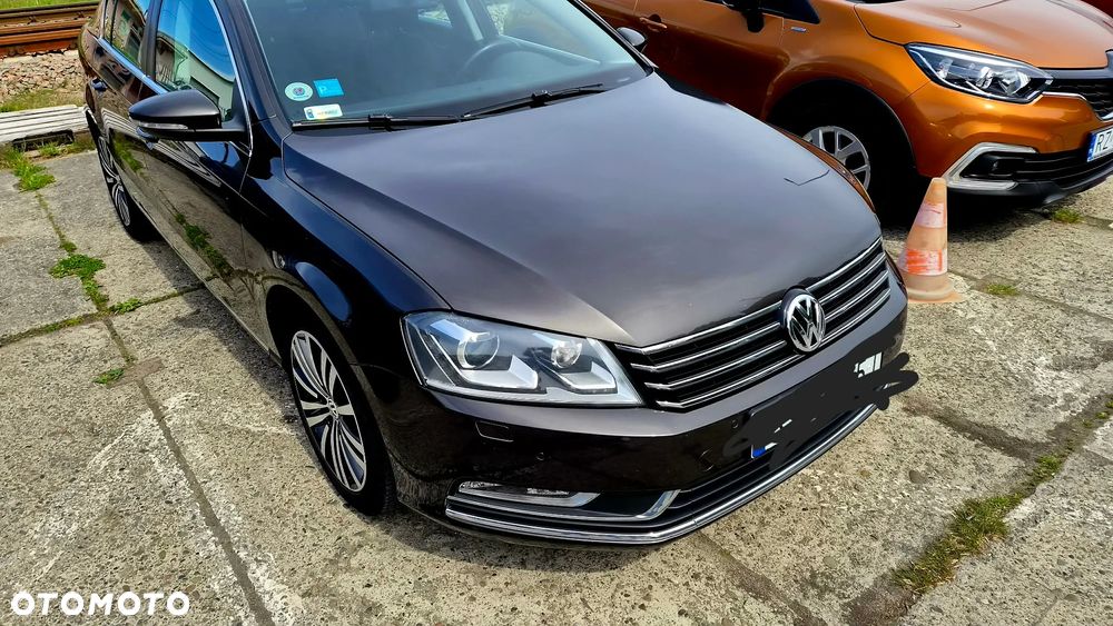 Volkswagen Passat 2.0 TDI Comfortline DSG - 2