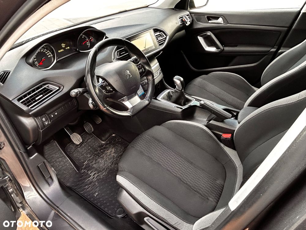 Peugeot 308 ver-1-6-hdi-outdoor - 24