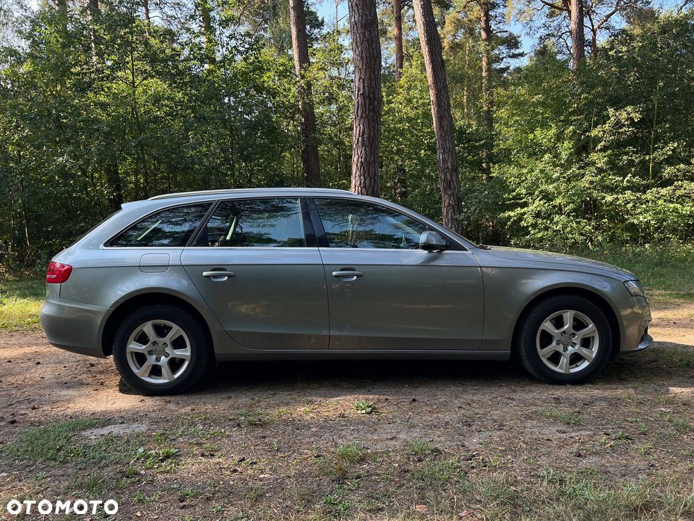 Audi A4 Avant 2.0 TDI DPF Ambition - 4