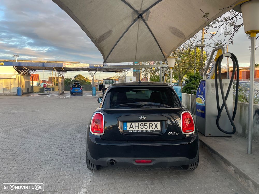 MINI 3 Portas One D Blackyard - 6