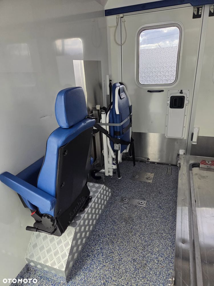Mercedes-Benz SPRINTER - 14