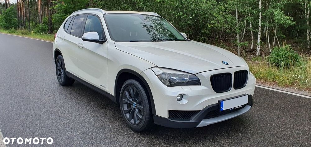 BMW X1 xDrive28i Sport Line - 3