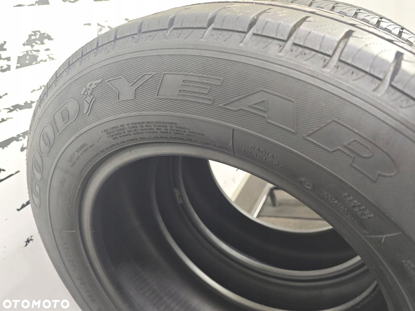 215/65r16C goodyear 2017r opony całoroczne 7mm 51319 - 3