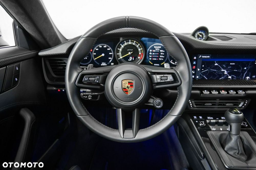 Porsche 911 GT3 Touring PDK - 29