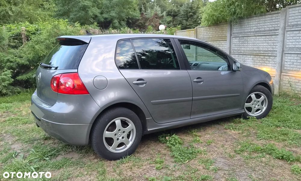 Volkswagen Golf 1.6 FSI Goal - 8