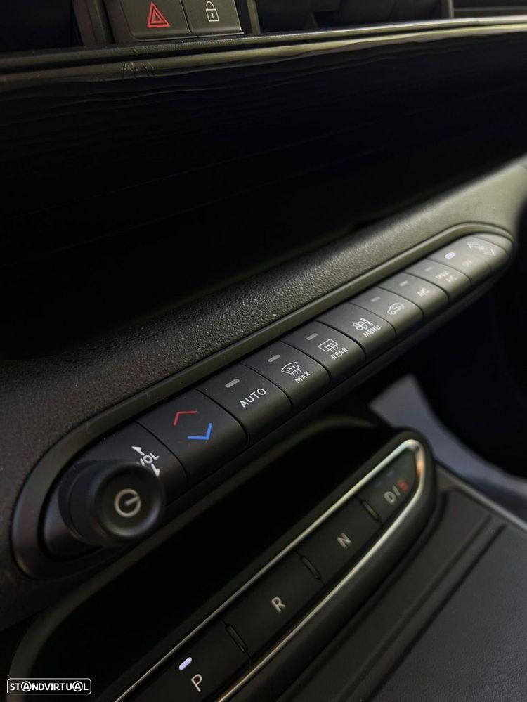 Jeep Avenger 54 kWh Summit - 9