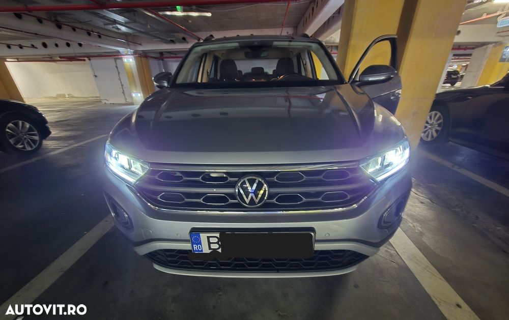 Volkswagen T-Roc 1.5 TSI Life - 24