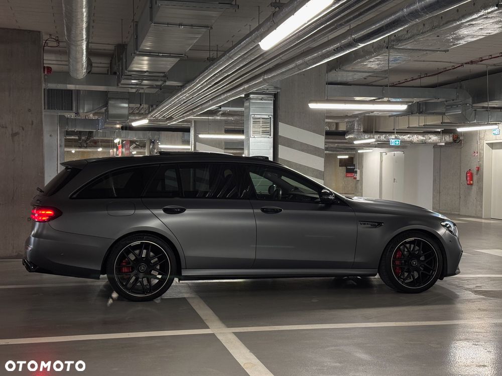 Mercedes-Benz Klasa E - 12