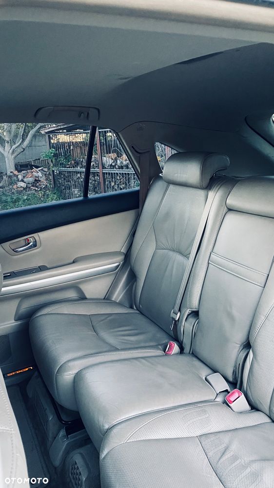 Lexus RX - 15
