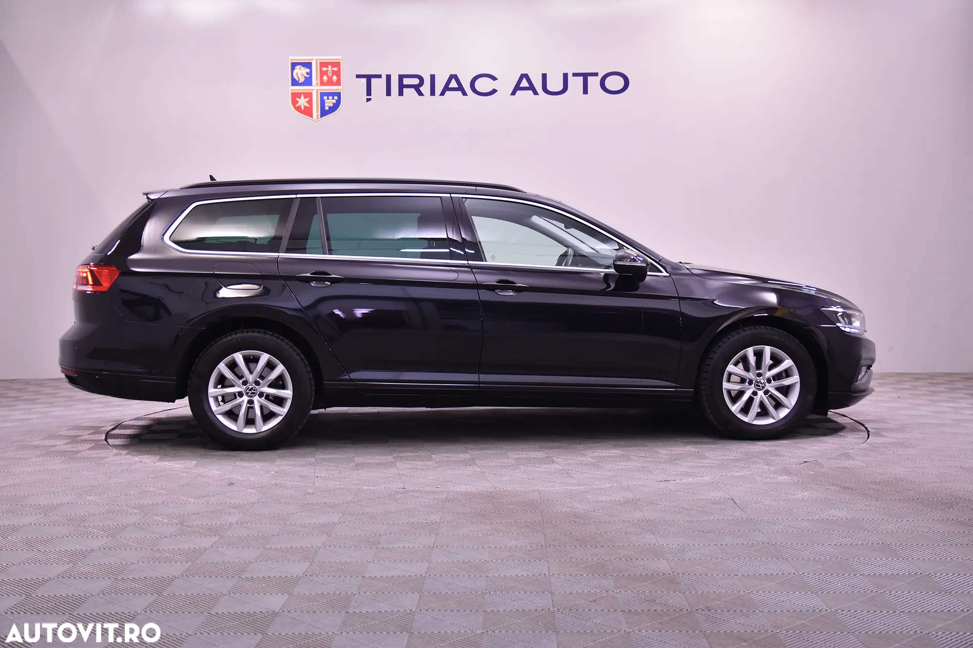 Volkswagen Passat - 6