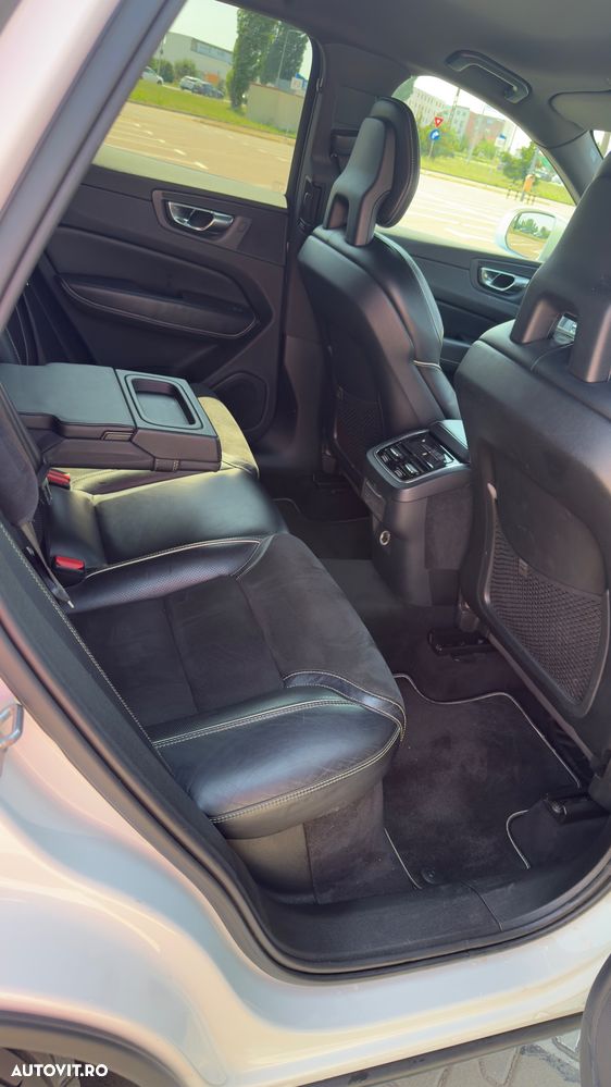 Volvo XC 60 D4 AWD R-Design - 12