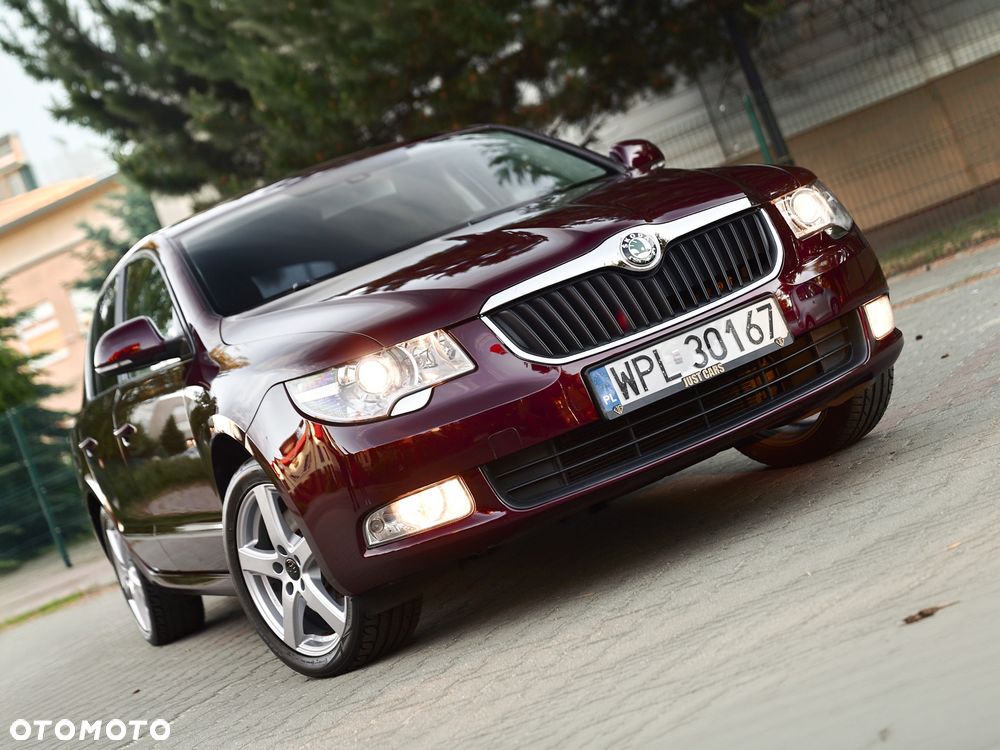 Skoda Superb 1.4 TSI Business - 1