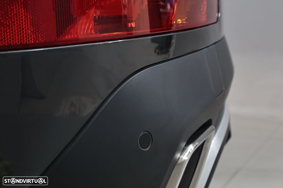 DS DS7 4x4 300 Rivoli - 14