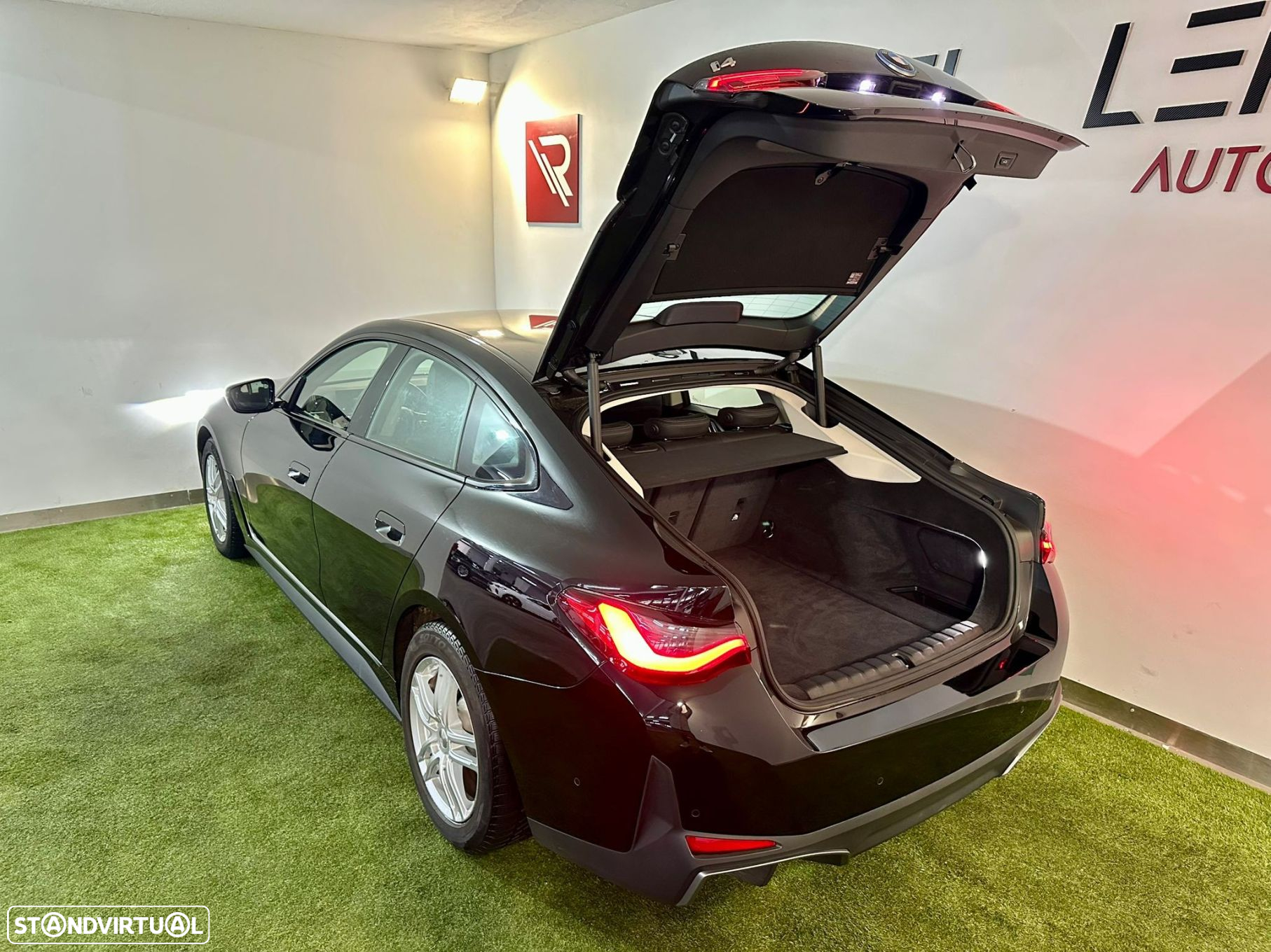 BMW i4 eDrive35 - 44