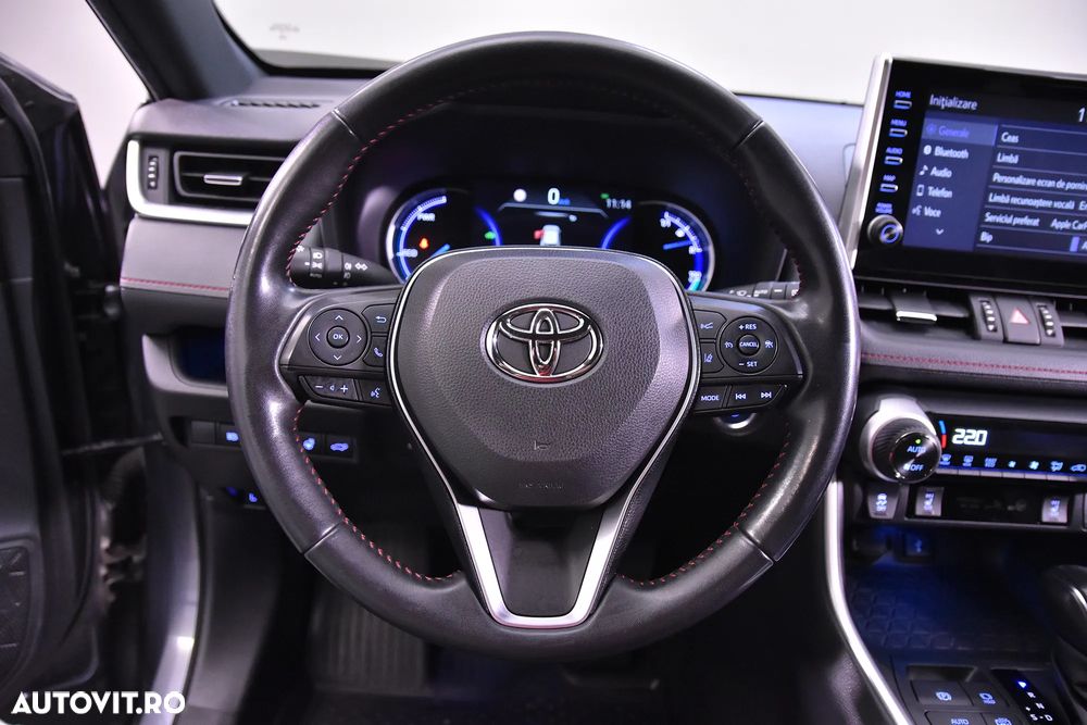 Toyota RAV4 - 16