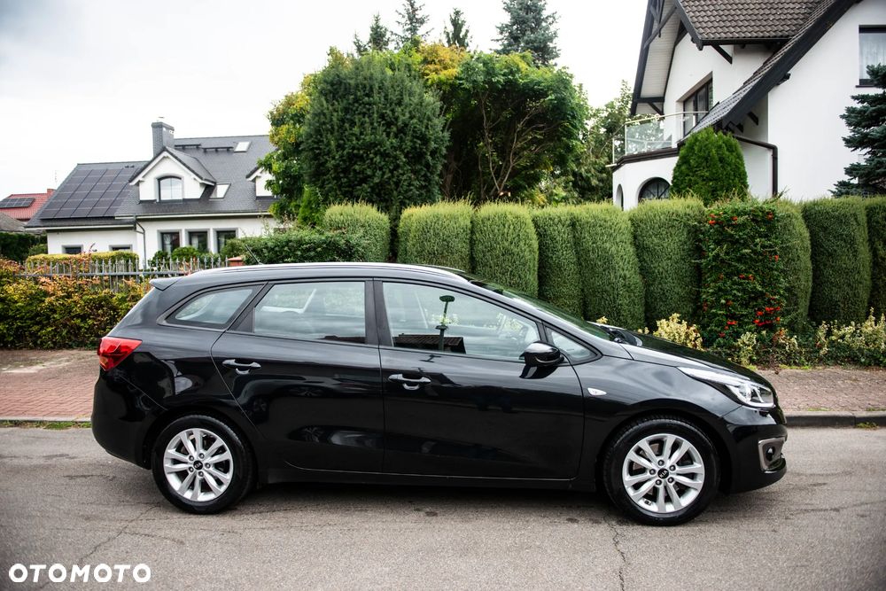 Kia Ceed 1.6 GDI ISG Vision - 4