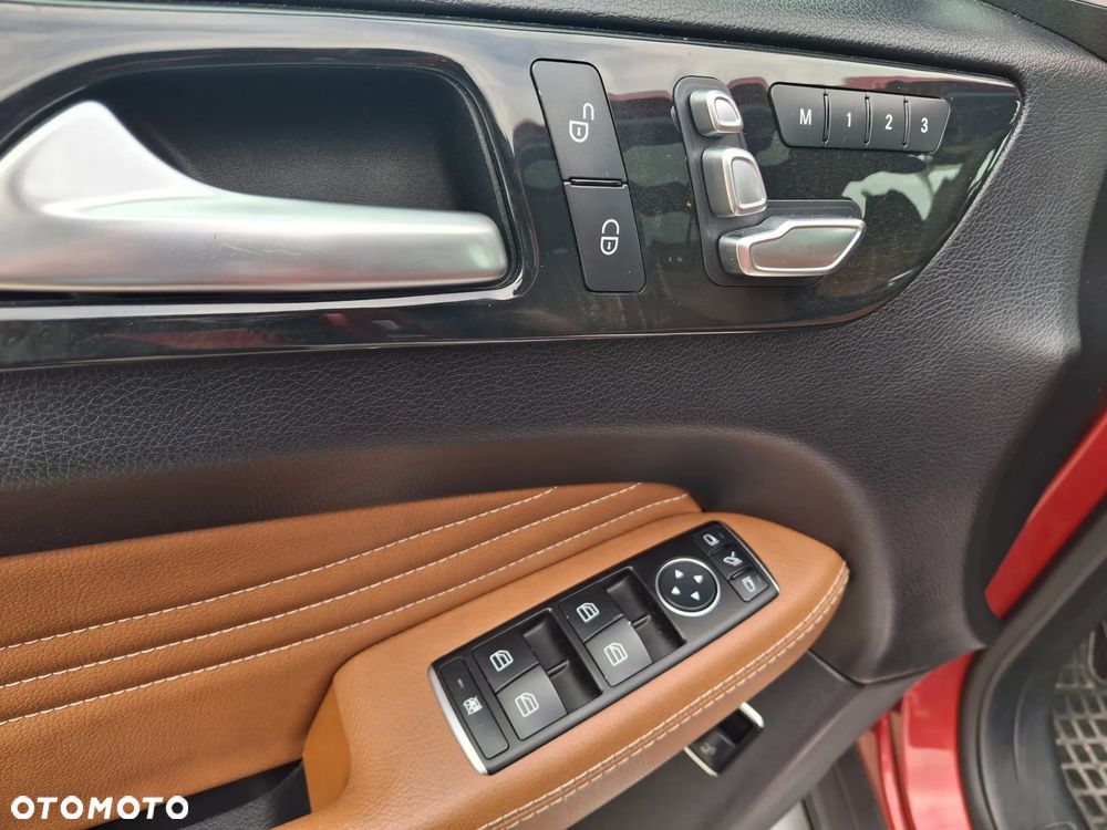 Mercedes-Benz GLE AMG 43 4Matic 9G-TRONIC AMG Line - 15