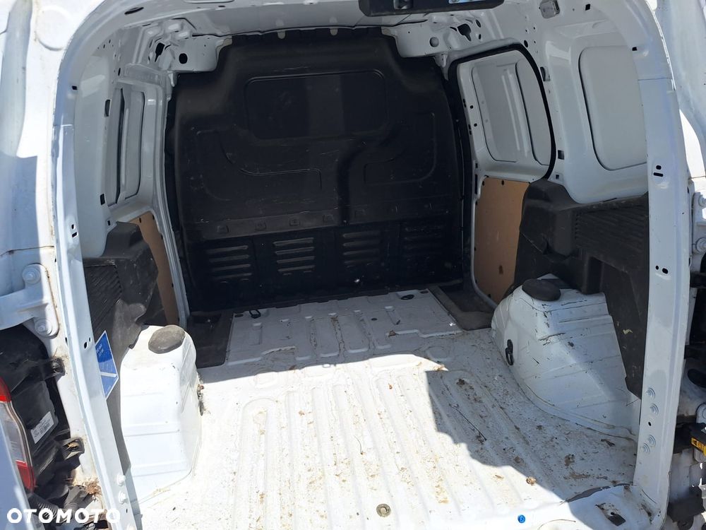 Ford Transit courier - 18
