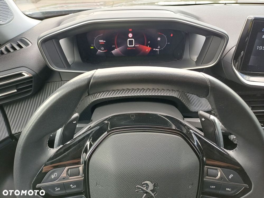 Peugeot 2008 1.2 PureTech Allure Pack S&S EAT8 - 28