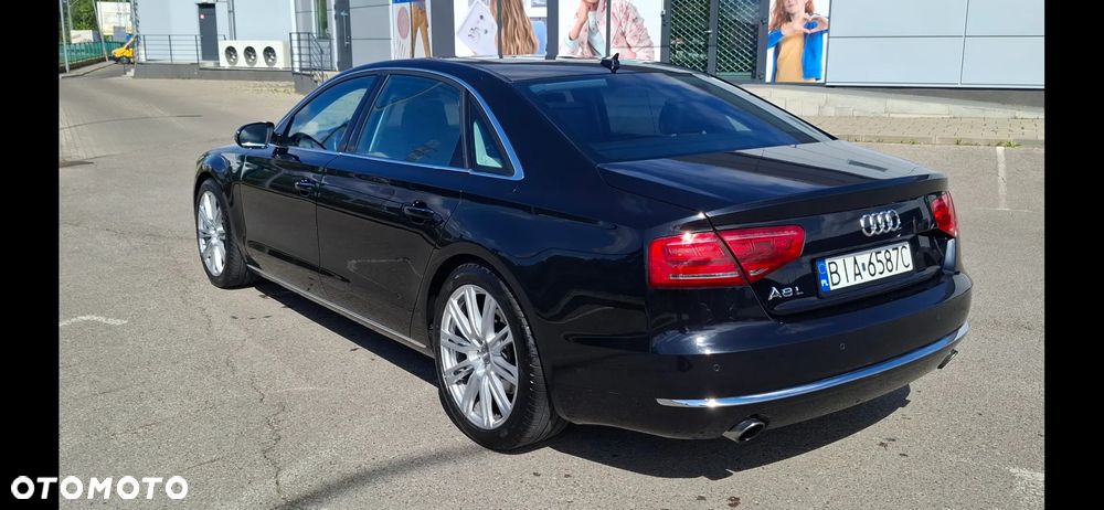 Audi A8 - 7