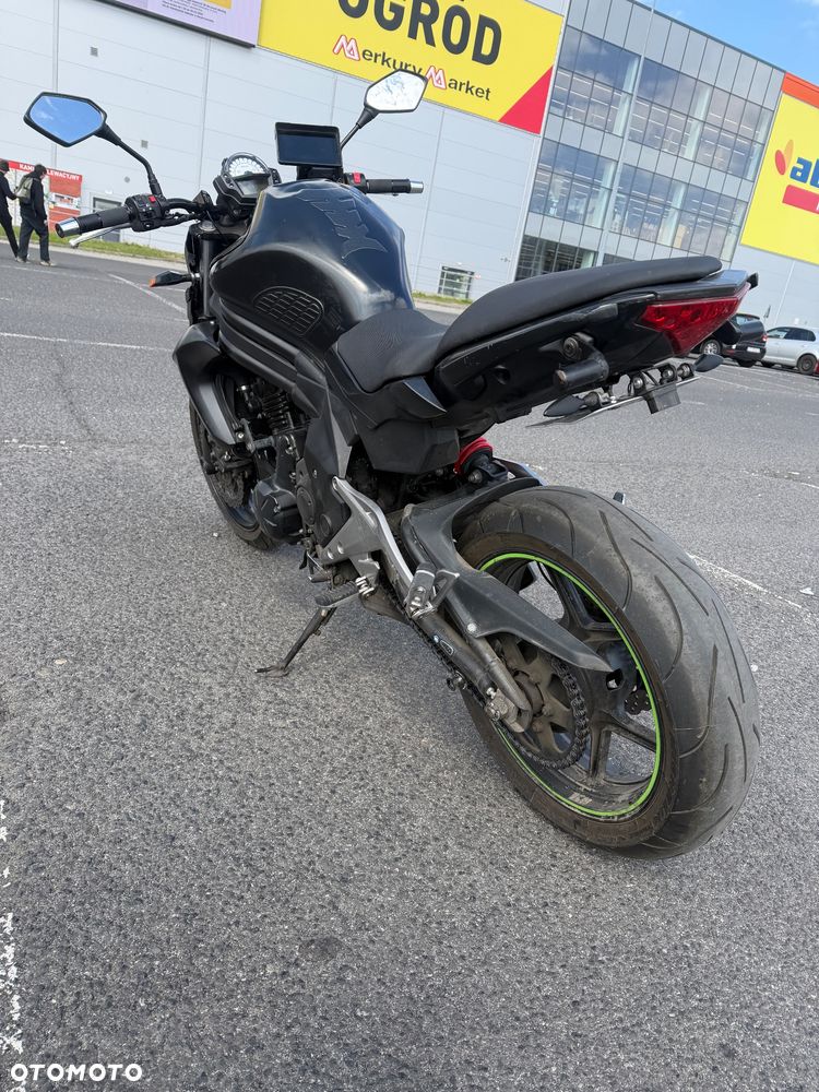 Kawasaki ER - 1