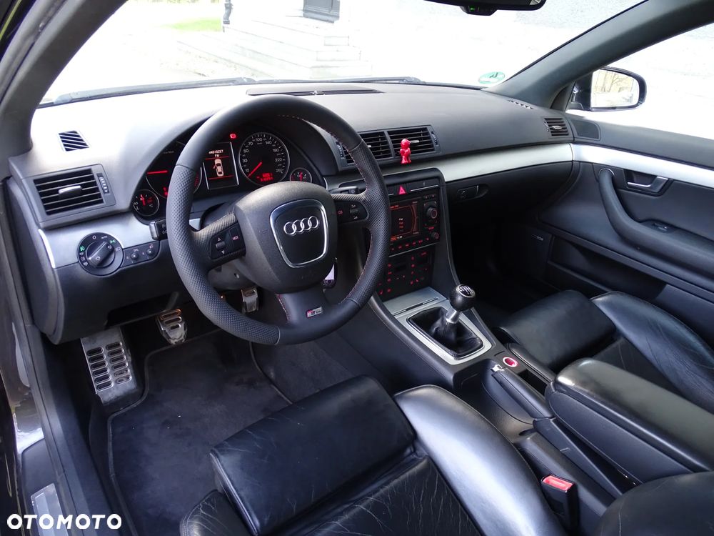 Audi A4 Avant 2.0 TDI DPF S line Sportpaket (plus) - 8