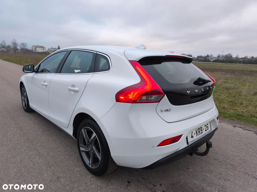 Volvo V40 D2 Momentum - 7