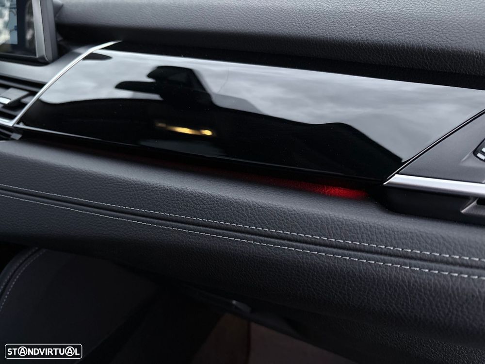 BMW 216 Active Tourer d Line Sport - 37