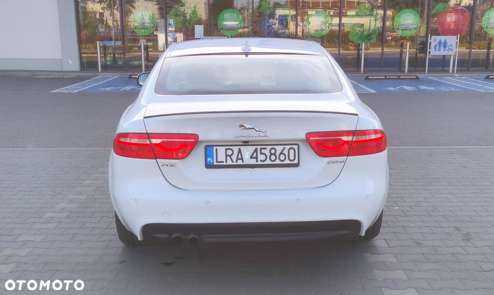 Jaguar XE 20d R-Sport - 13