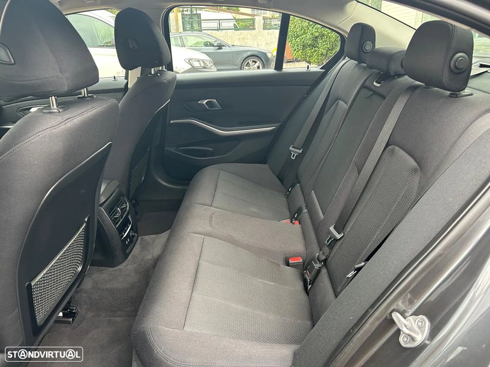 BMW 330 e Corporate Edition Auto - 25