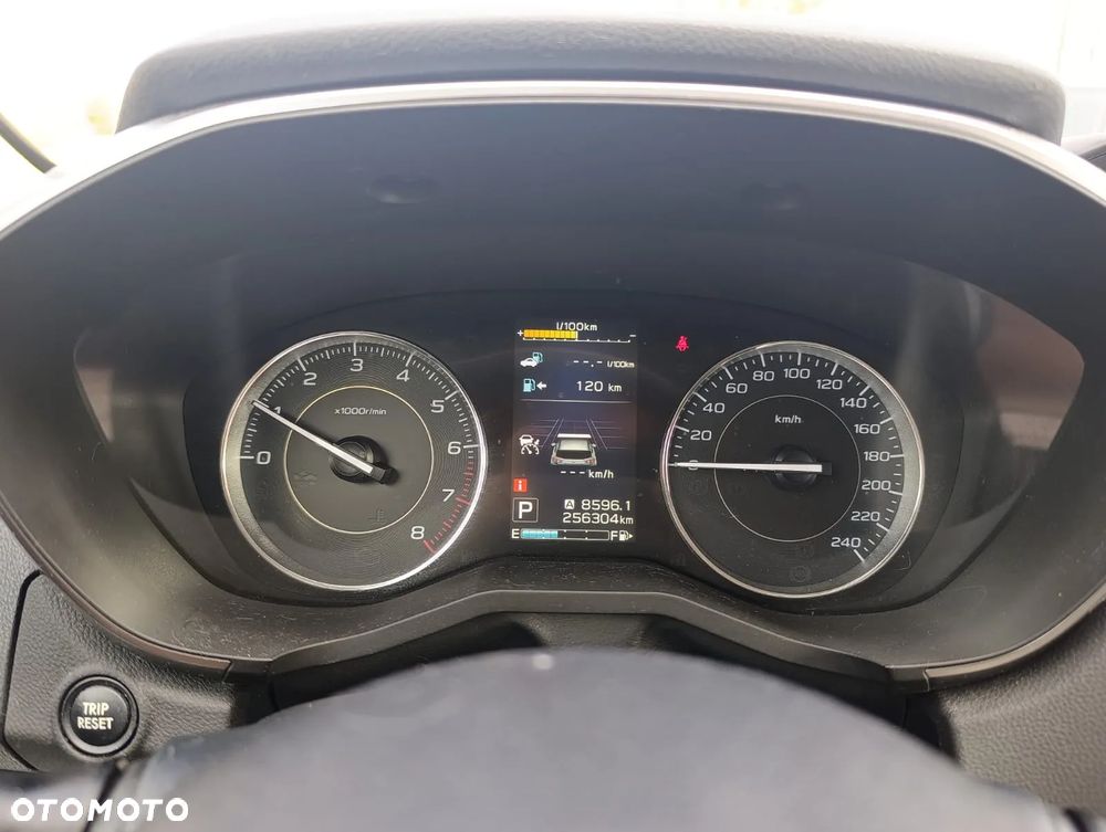 Subaru Impreza 2.0i Exclusive (EyeSight) Lineartronic - 16