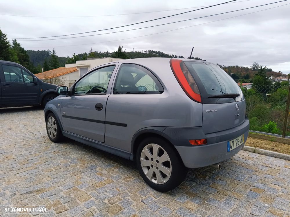 Opel Corsa 1.2 16V Enjoy - 2