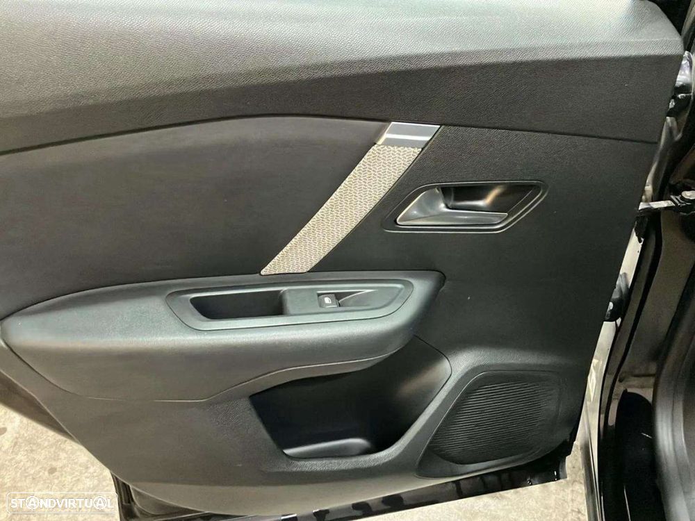 Citroën C4 1.2 PureTech Feel Pack - 19