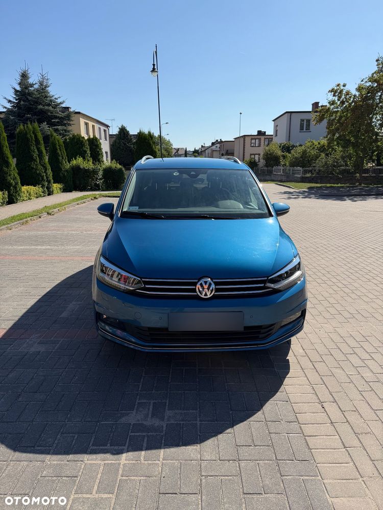 Volkswagen Touran - 3