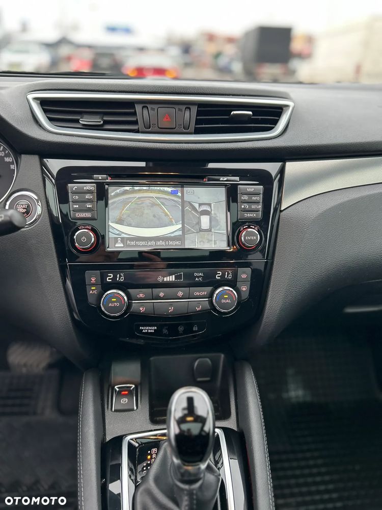 Nissan Qashqai 1.2 DIG-T N-Connecta Xtronic - 5