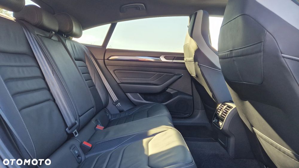 Volkswagen Arteon 2.0 TSI R-Line DSG - 20